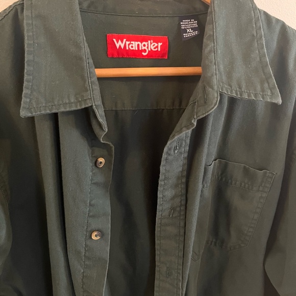 Wrangler Olive Casual Shirt - Picture 2 of 2